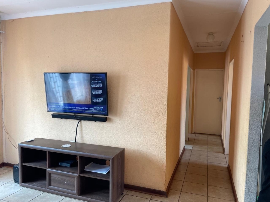 3 Bedroom Property for Sale in Tlhabane West North West